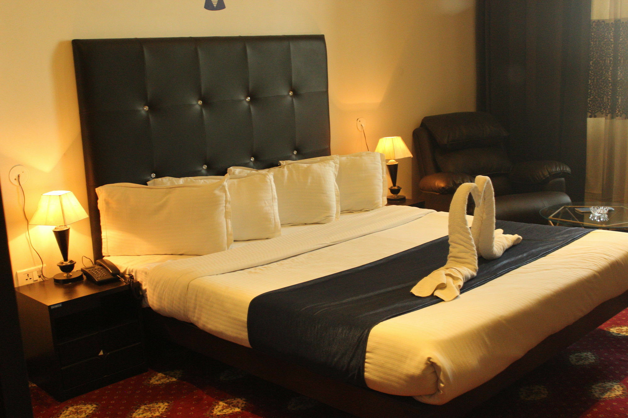 Fabhotel Prudent Amritsar Eksteriør bilde